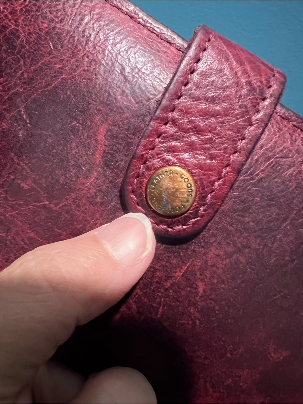 Portland leather goods Sangria Bifold - Picture 5 of 7